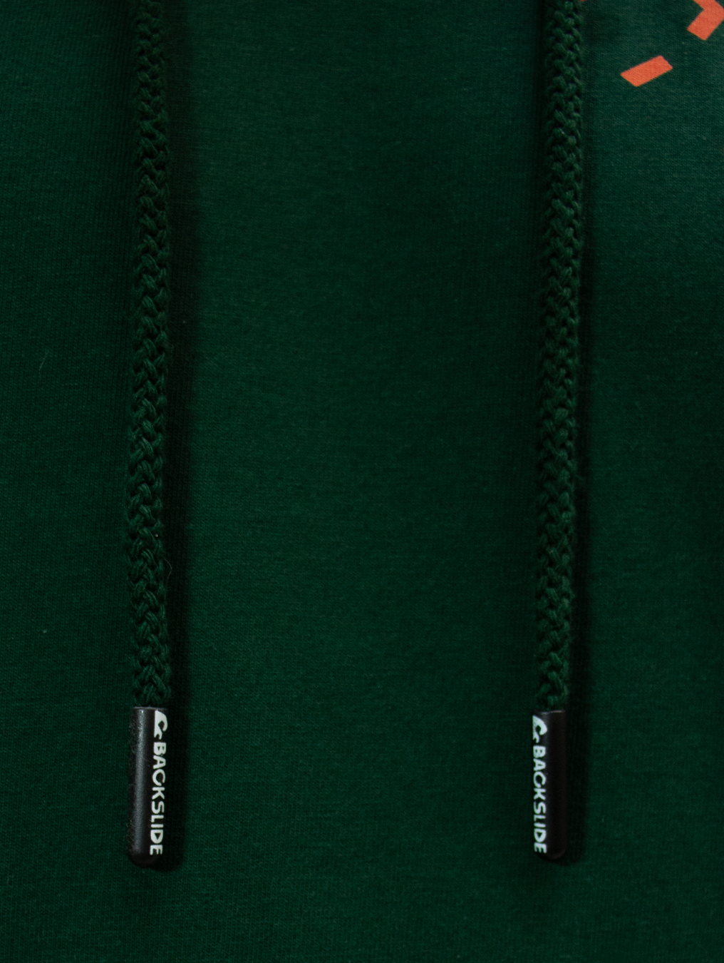 Polera Stay Radiant verde botella manga larga